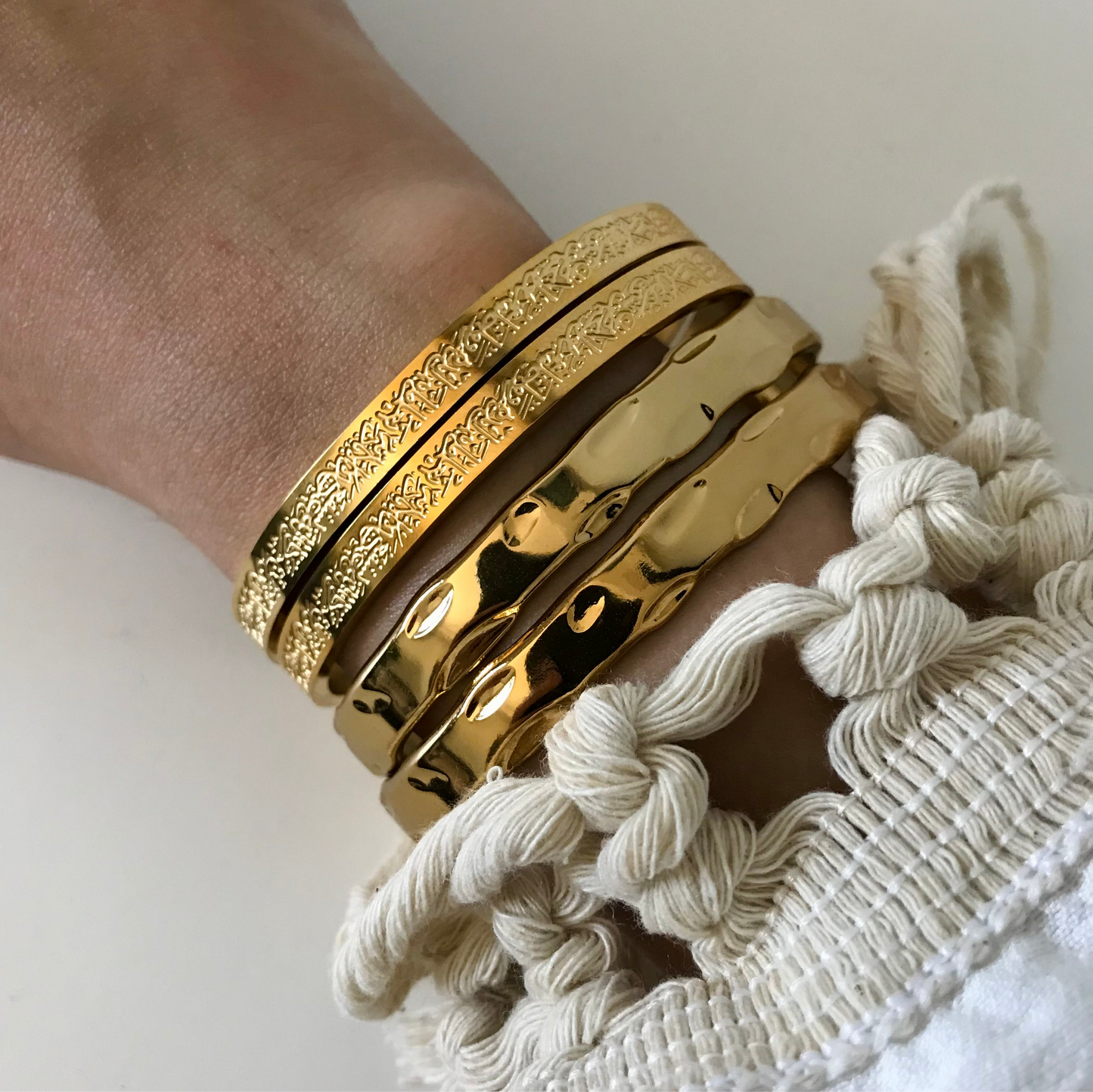 Forma cuff bracelet