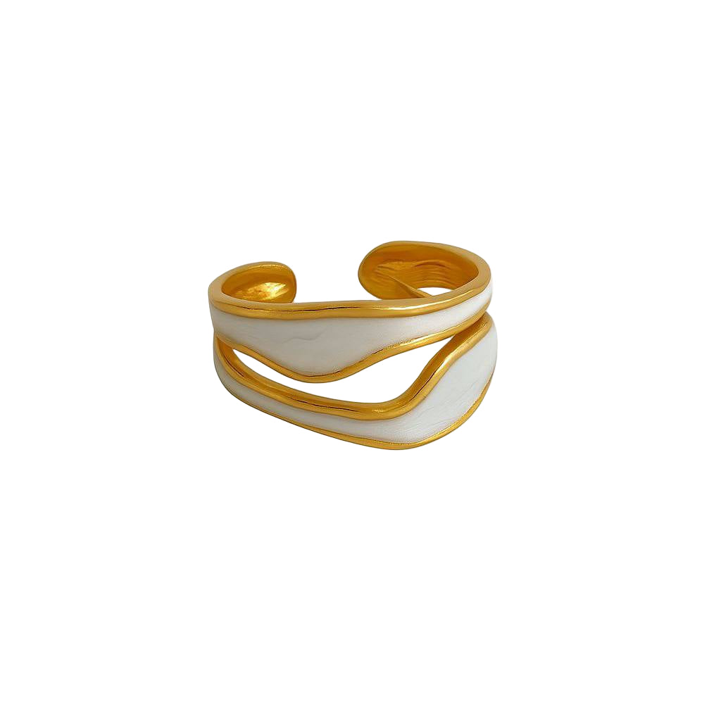 White epoxy ring