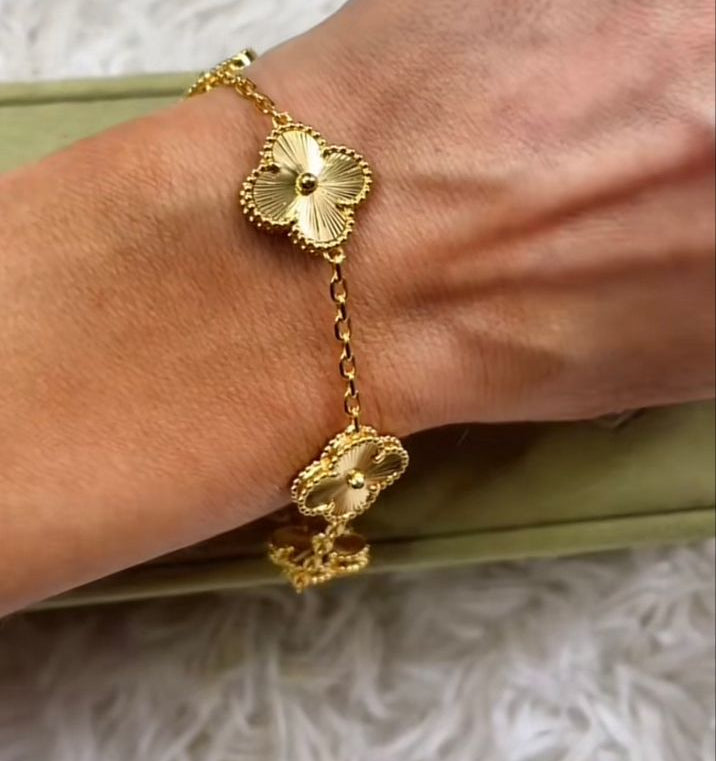 Van cleef chain bracelet