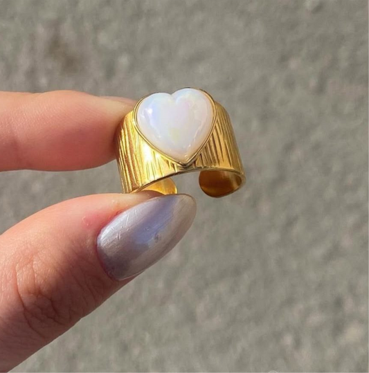 Love heart ring