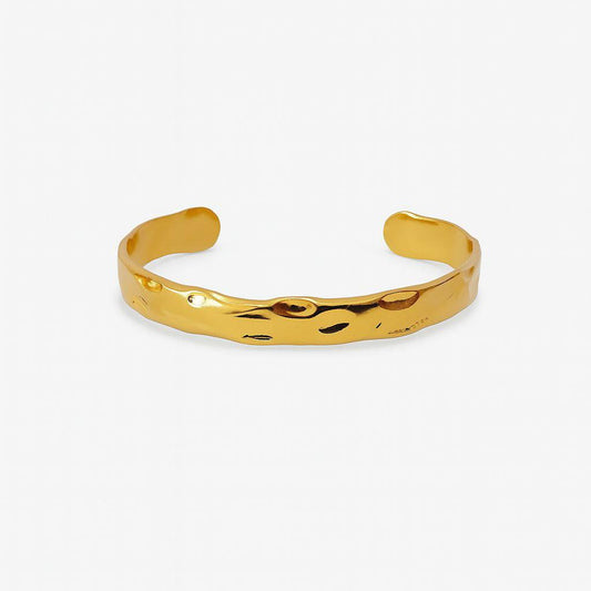 Forma cuff bracelet